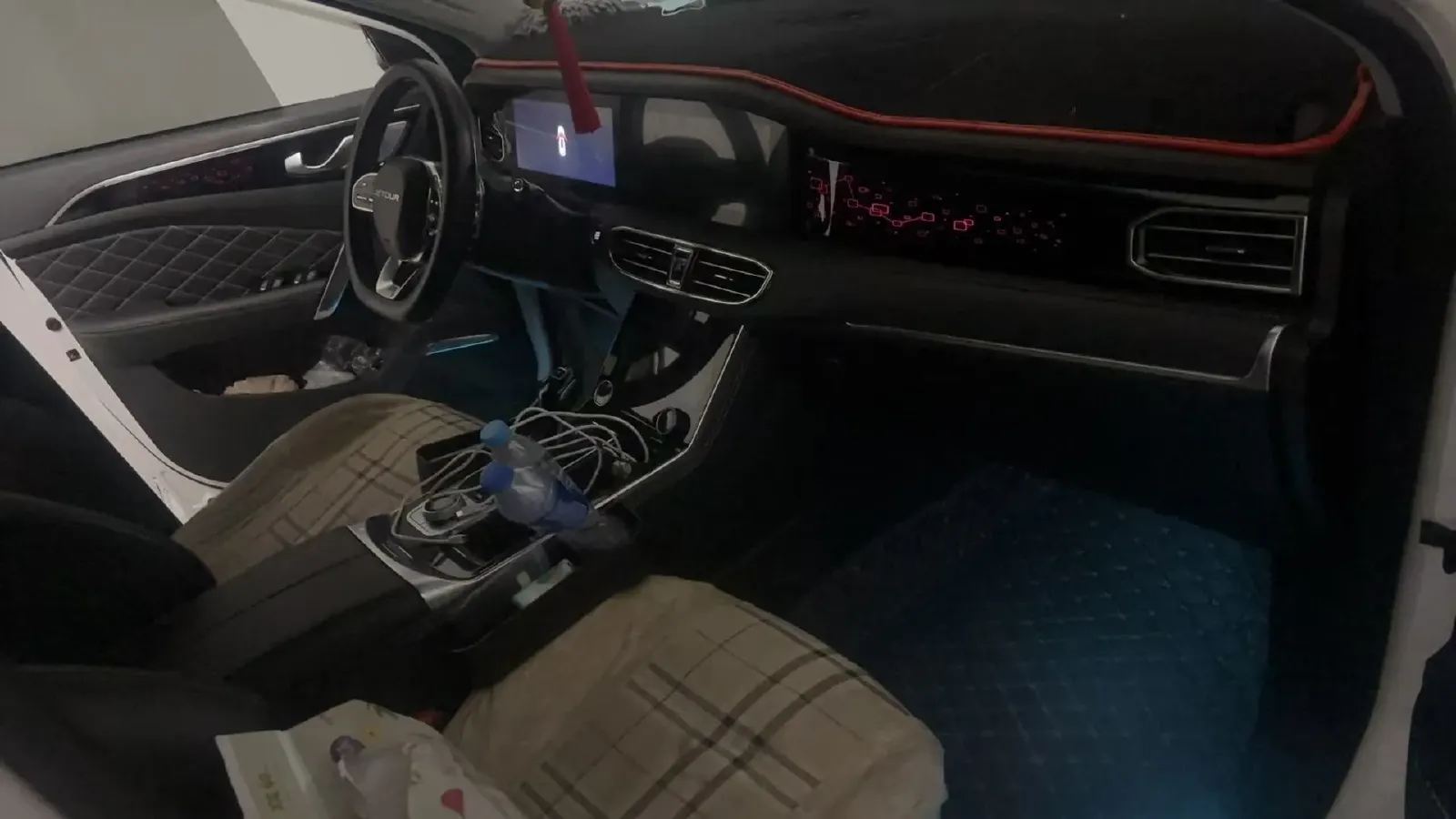 2020 Chery Tiggo 8 1.5T 156HP L4 6DCT,autocango,china used car exporter,china ev exporter,chinese used car exporter,chinese used ev exporter