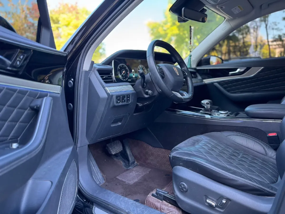 2019 HongQi HS5 2.0T 224HP L4 6AT,autocango,china used car exporter,china ev exporter,chinese used car exporter,chinese used ev exporter