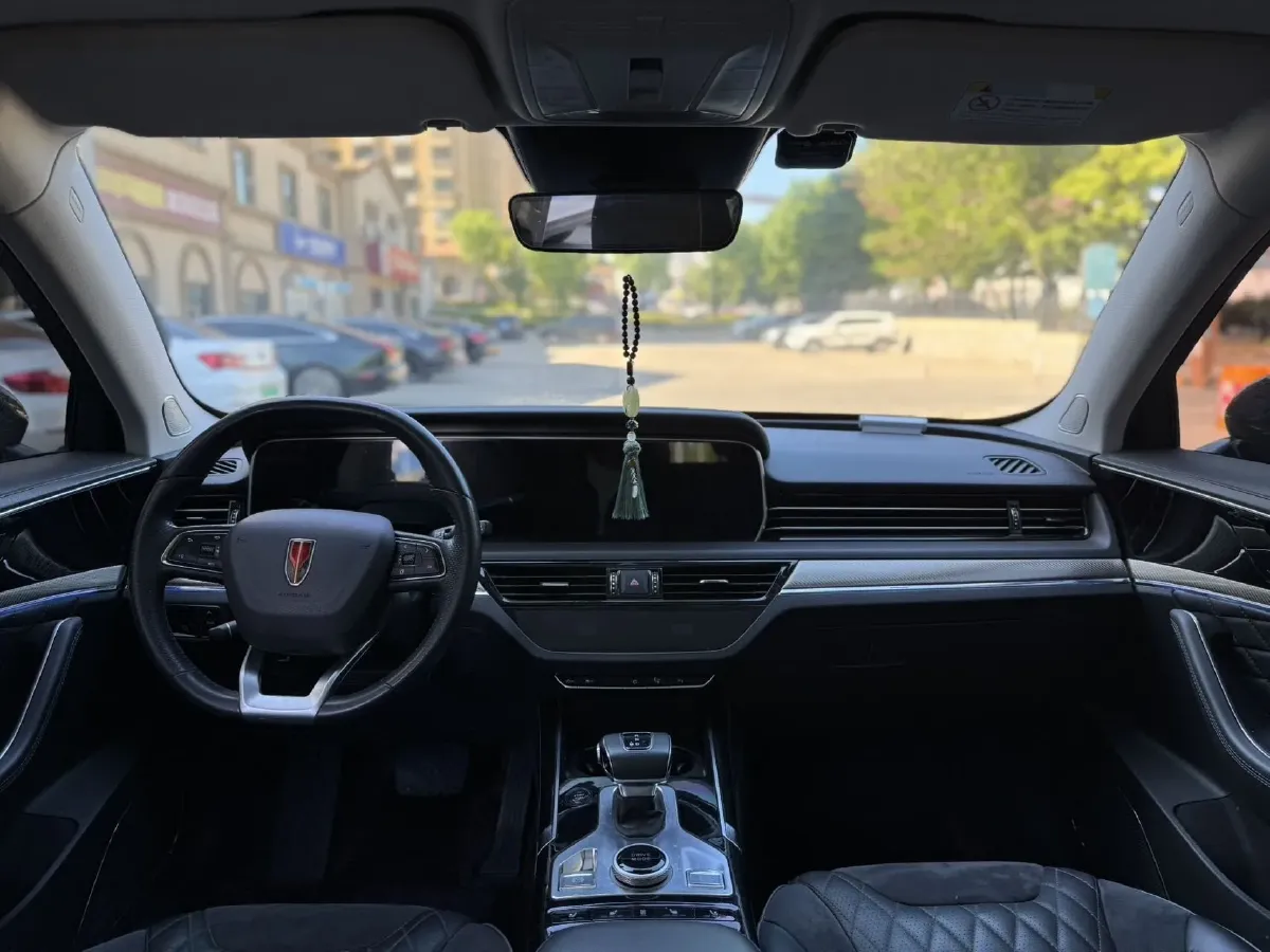 2019 HongQi HS5 2.0T 224HP L4 6AT,autocango,china used car exporter,china ev exporter,chinese used car exporter,chinese used ev exporter