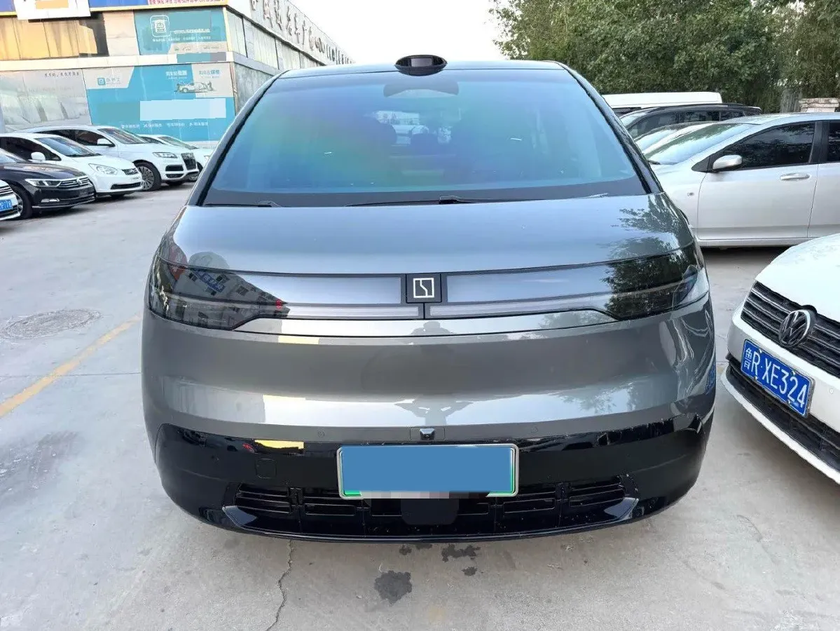 2025 Zeekr MIX BEV 102KWH,autocango,china used car exporter,china ev exporter,chinese used car exporter,chinese used ev exporter