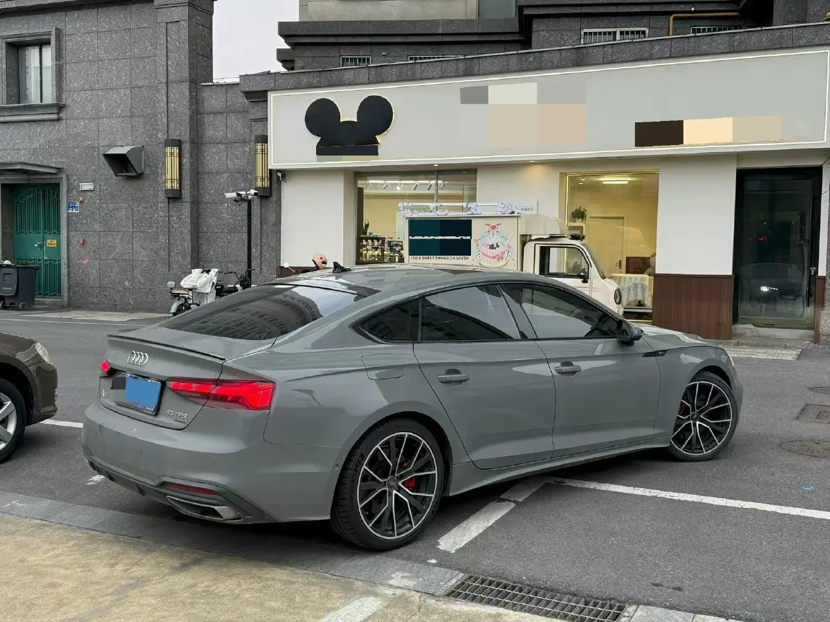 2022 Audi A5 2.0T 252HP L4 7DCT,autocango,china used car exporter,china ev exporter,chinese used car exporter,chinese used ev exporter