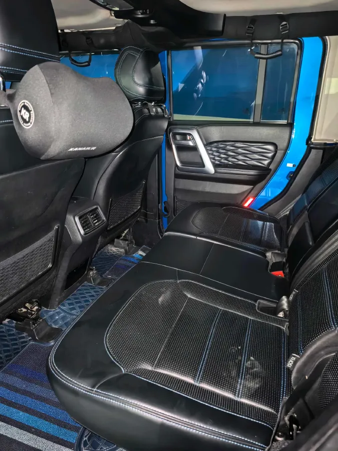 2018 Beijing BJ40 2.3T 250HP L4 6AT,autocango,china used car exporter,china ev exporter,chinese used car exporter,chinese used ev exporter