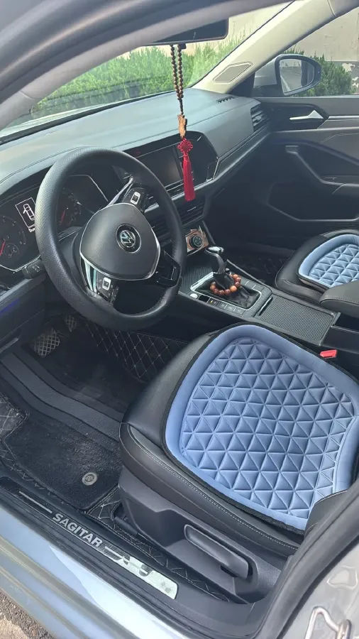 2019 Jeep Renegade 1.3T 173HP L4 7DCT,autocango,china used car exporter,china ev exporter,chinese used car exporter,chinese used ev exporter