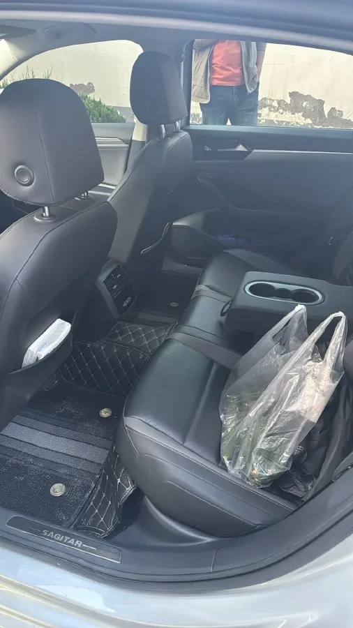 2019 Jeep Renegade 1.3T 173HP L4 7DCT,autocango,china used car exporter,china ev exporter,chinese used car exporter,chinese used ev exporter