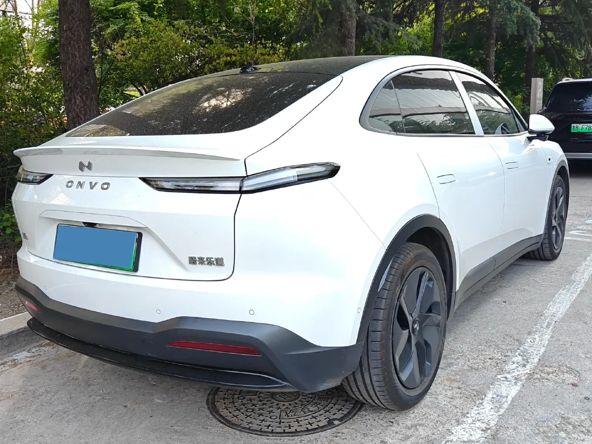 2024 IM L6 BEV 75KWH,autocango,china used car exporter,china ev exporter,chinese used car exporter,chinese used ev exporter