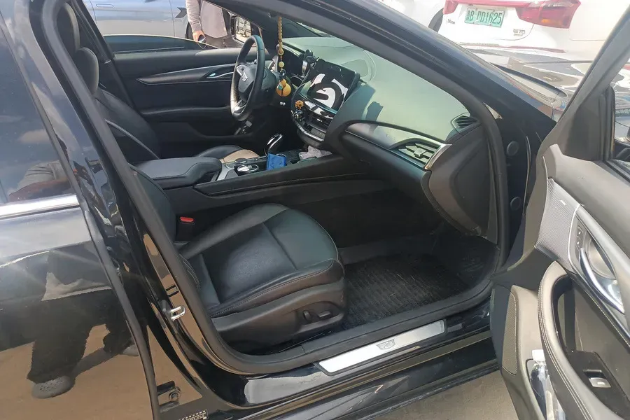 2023 Cadillac CT5 2.0T 237HP L4 10AT,autocango,china used car exporter,china ev exporter,chinese used car exporter,chinese used ev exporter