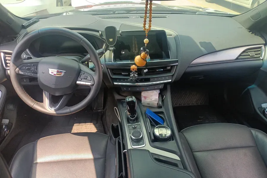 2023 Cadillac CT5 2.0T 237HP L4 10AT,autocango,china used car exporter,china ev exporter,chinese used car exporter,chinese used ev exporter