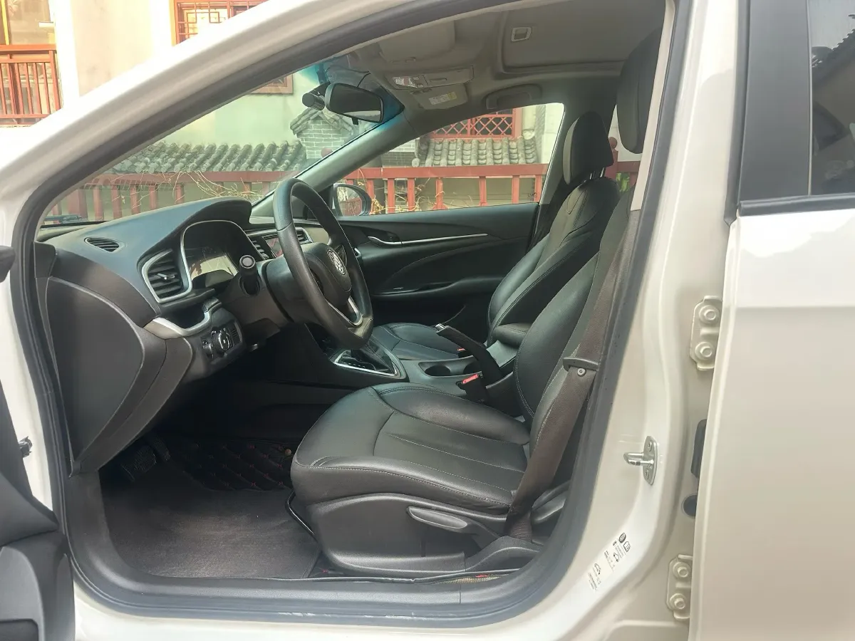 2021 Buick Excelle 1.5L 113HP L4 6AT,autocango,china used car exporter,china ev exporter,chinese used car exporter,chinese used ev exporter