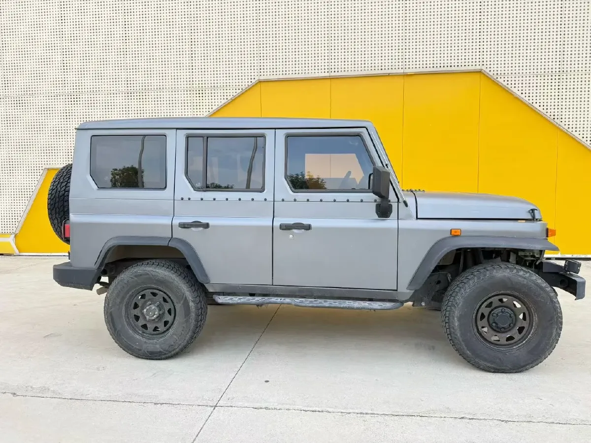 2023 BAW 212 2.4T 211HP L4 6MT,autocango,china used car exporter,china ev exporter,chinese used car exporter,chinese used ev exporter