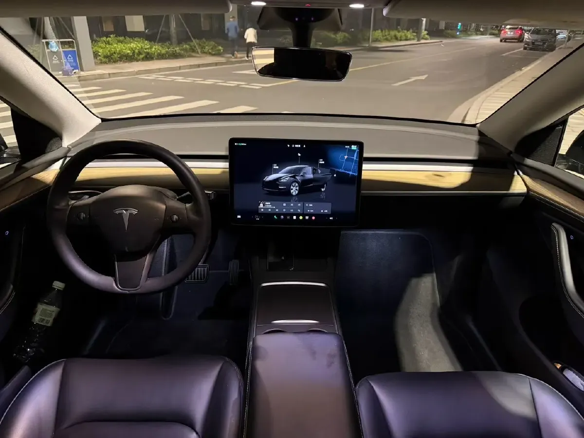 2022 Tesla Model Y BEV 60KWH,autocango,china used car exporter,china ev exporter,chinese used car exporter,chinese used ev exporter