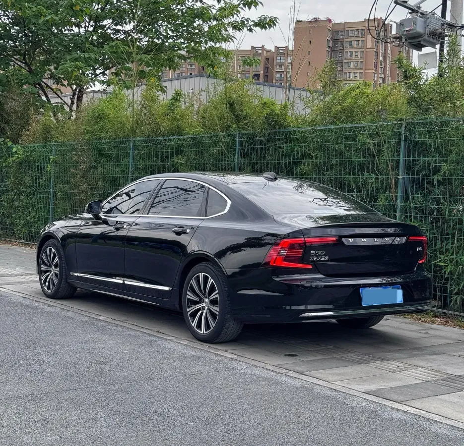 2021 Volvo S90 2.0T 250HP L4 8AT,autocango,china used car exporter,china ev exporter,chinese used car exporter,chinese used ev exporter