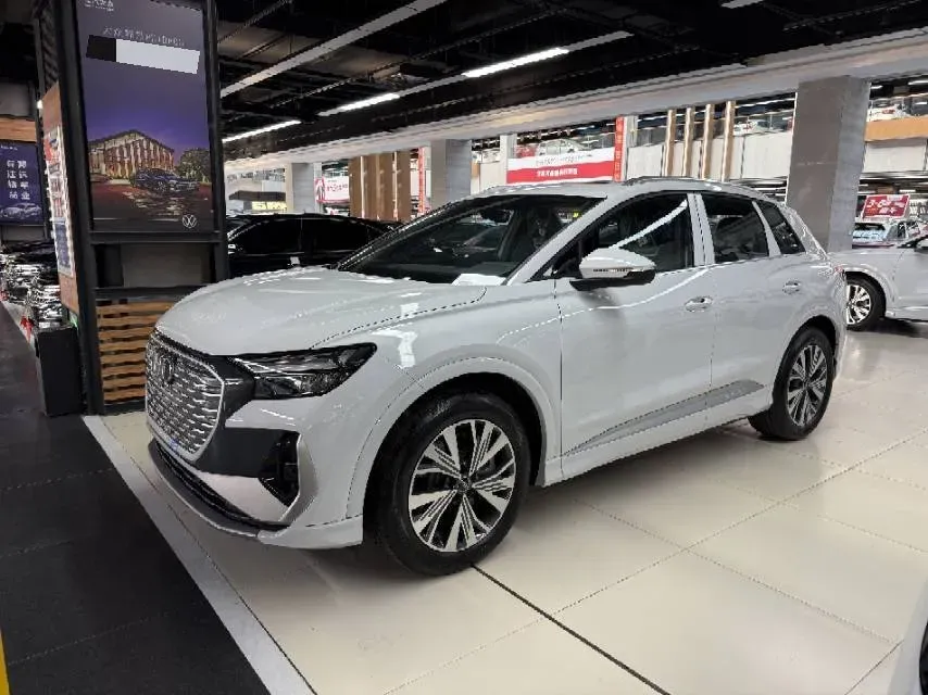 2024 Audi Q4 e-tron BEV 84.8KWH,autocango,china used car exporter,china ev exporter,chinese used car exporter,chinese used ev exporter