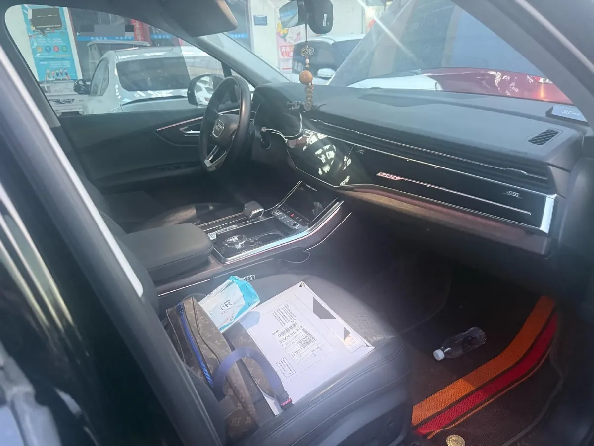 2022 Volkswagen Touareg 3.0T 340HP V6 8AT,autocango,china used car exporter,china ev exporter,chinese used car exporter,chinese used ev exporter