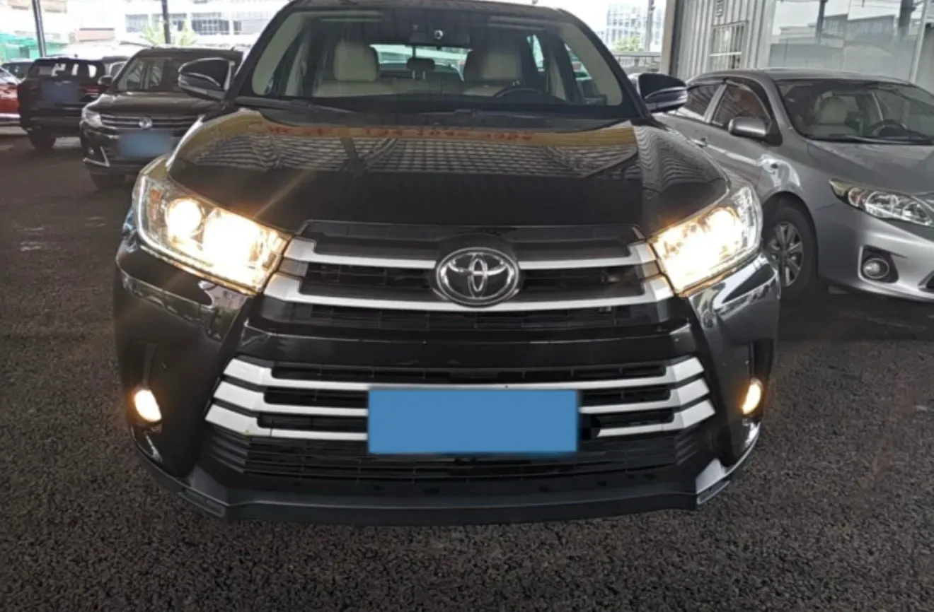 2018 Toyota Highlander 2.0T 220HP L4 6AT,autocango,china used car exporter,china ev exporter,chinese used car exporter,chinese used ev exporter