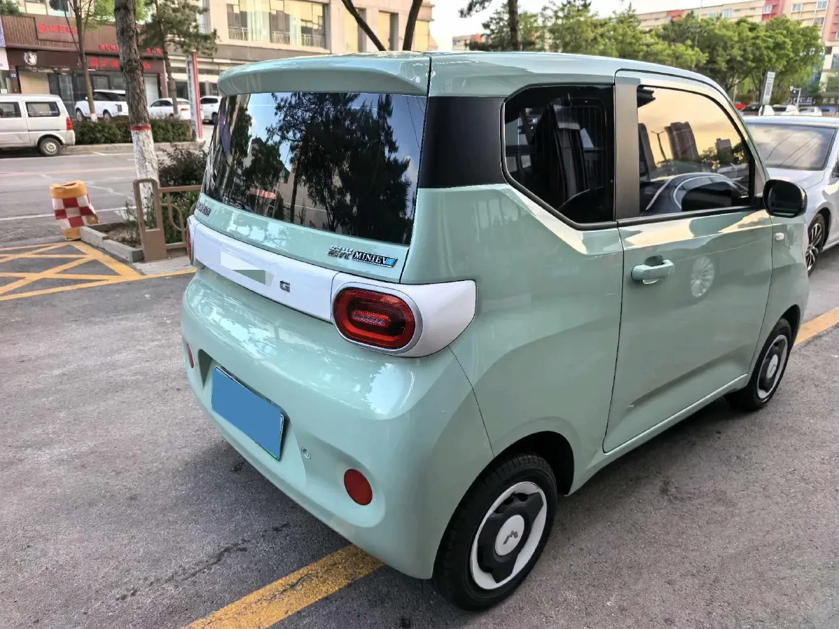 2024 WuLing HongGuang MINI EV BEV 17.3KWH,autocango,china used car exporter,china ev exporter,chinese used car exporter,chinese used ev exporter