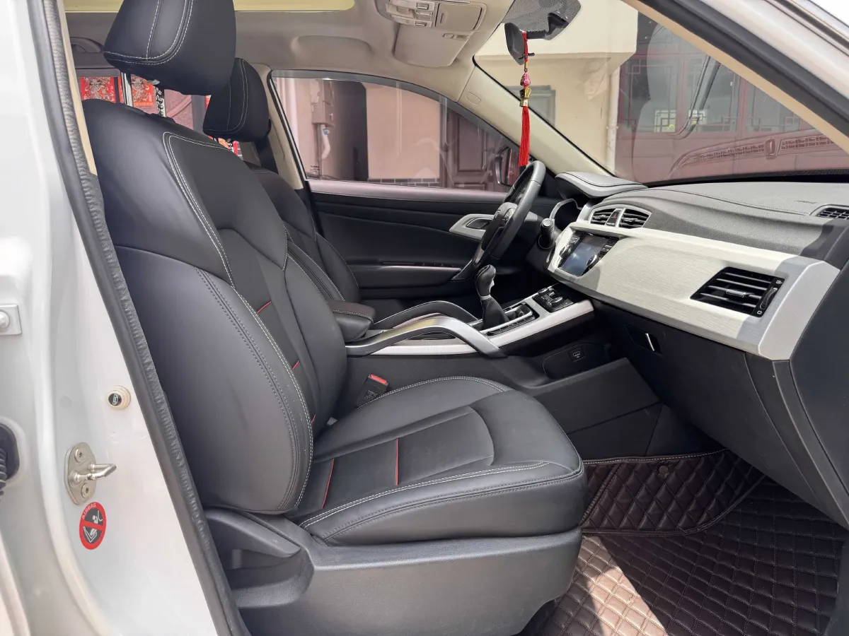 2020 Geely Azkarra 1.8T 163HP L4 6MT,autocango,china used car exporter,china ev exporter,chinese used car exporter,chinese used ev exporter