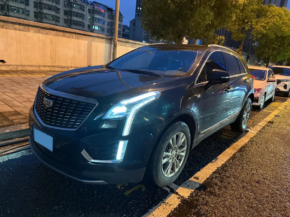 2022 Cadillac XT5 2.0T 237HP L4 9AT,autocango,china used car exporter,china ev exporter,chinese used car exporter,chinese used ev exporter