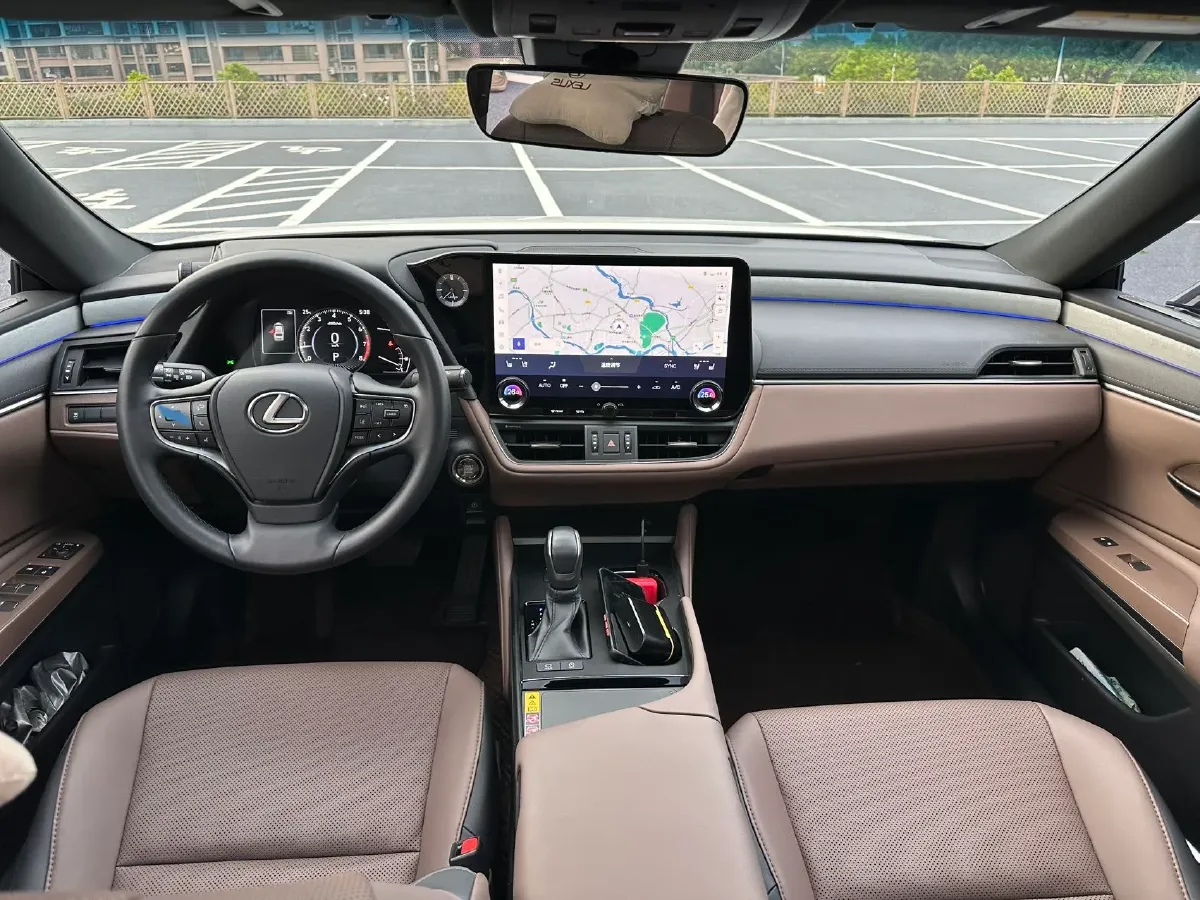 2025 Lexus ES 2.0L 173HP L4 CVT,autocango,china used car exporter,china ev exporter,chinese used car exporter,chinese used ev exporter