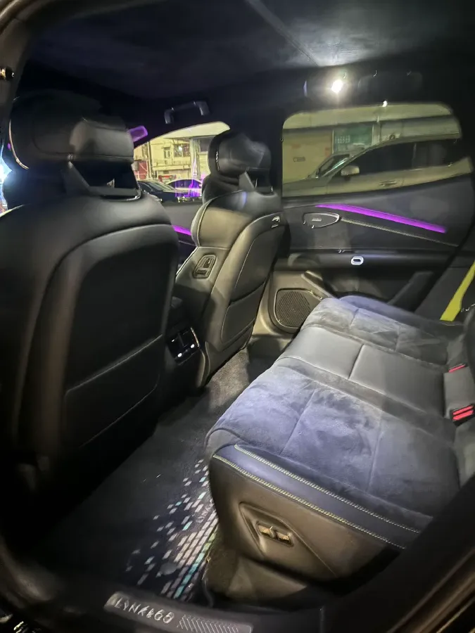 2025 LYNK&CO 10 EM-P 1.5T 163HP L4 3DHT PHEV,autocango,china used car exporter,china ev exporter,chinese used car exporter,chinese used ev exporter