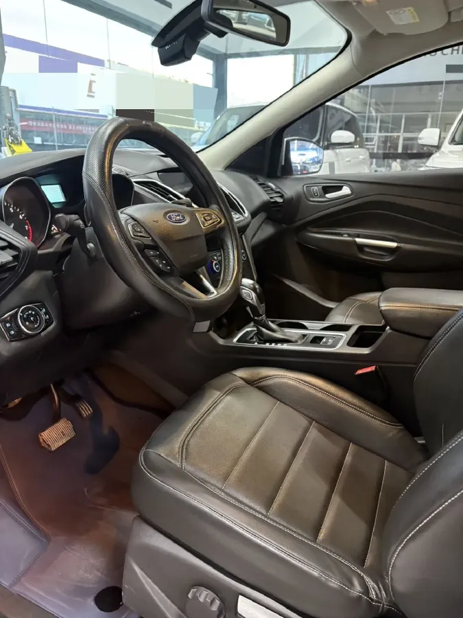 2018 Nissan Terra 2.5L 184HP L4 7AT,autocango,china used car exporter,china ev exporter,chinese used car exporter,chinese used ev exporter