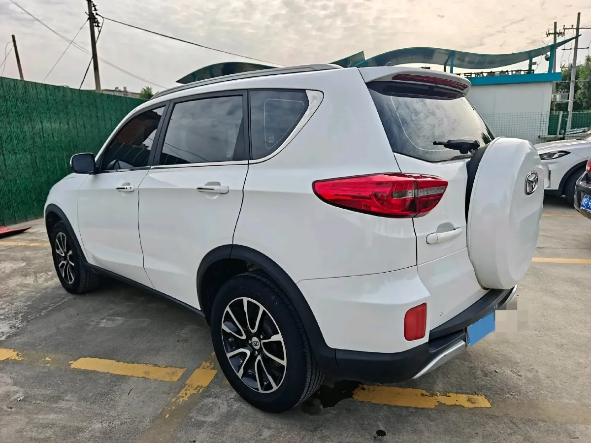 2019 KaiYi X3 1.5L 116HP L4 5MT,autocango,china used car exporter,china ev exporter,chinese used car exporter,chinese used ev exporter