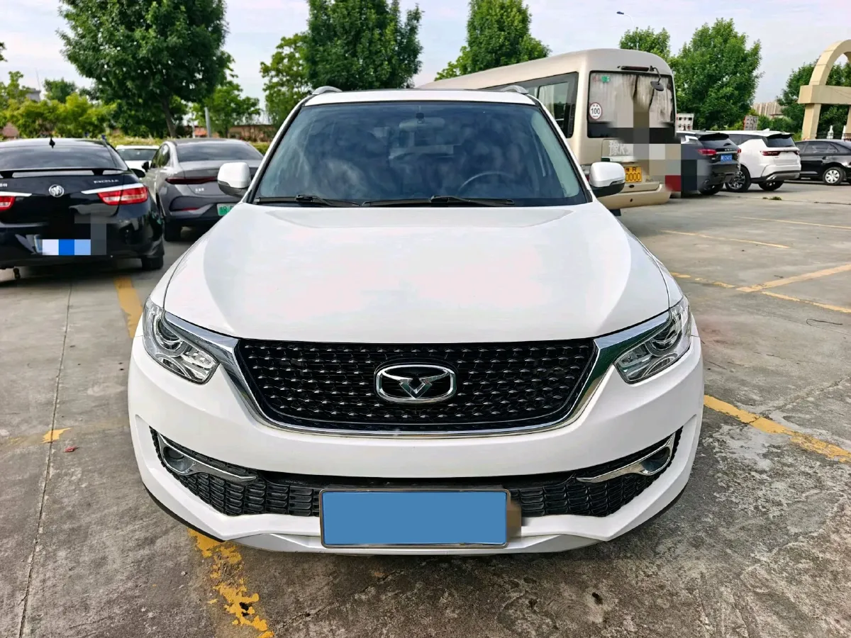2019 KaiYi X3 1.5L 116HP L4 5MT,autocango,china used car exporter,china ev exporter,chinese used car exporter,chinese used ev exporter
