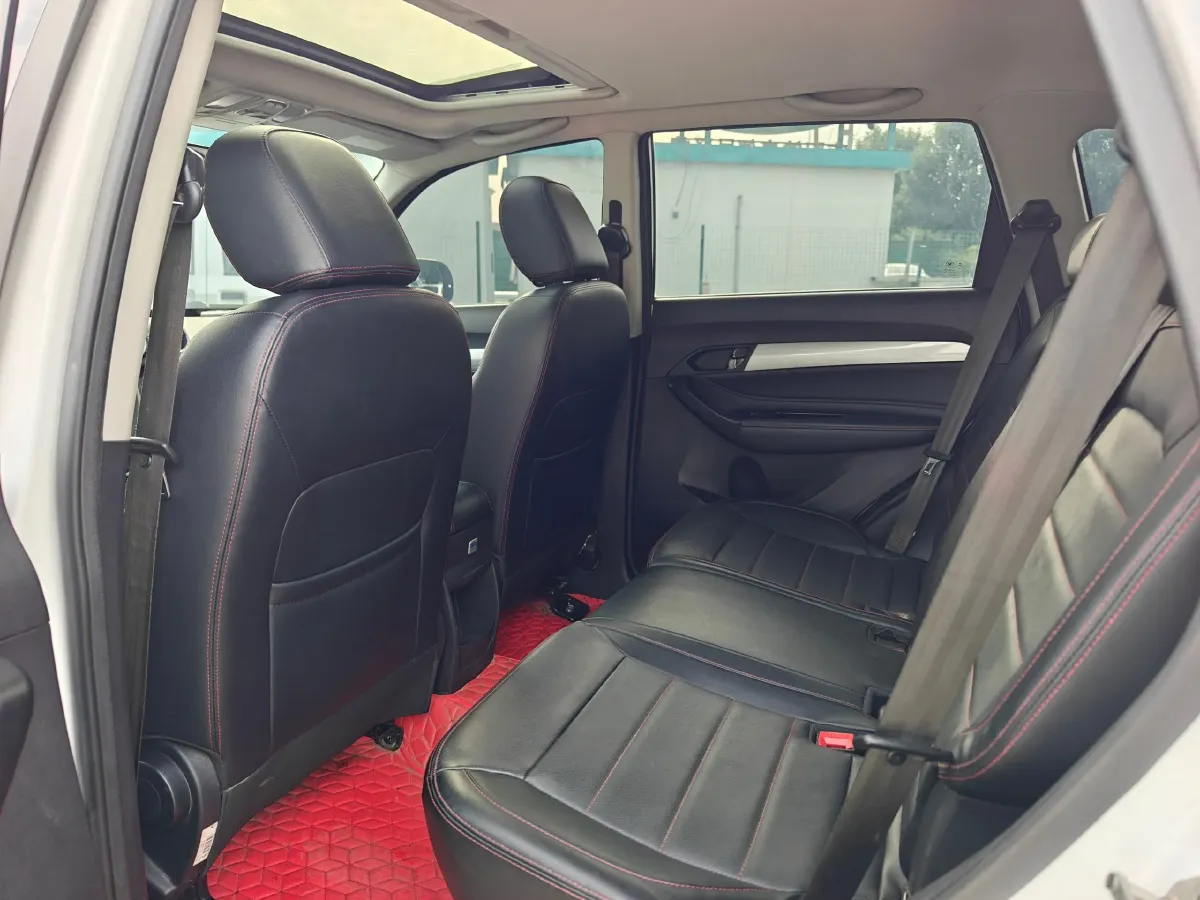 2019 KaiYi X3 1.5L 116HP L4 5MT,autocango,china used car exporter,china ev exporter,chinese used car exporter,chinese used ev exporter