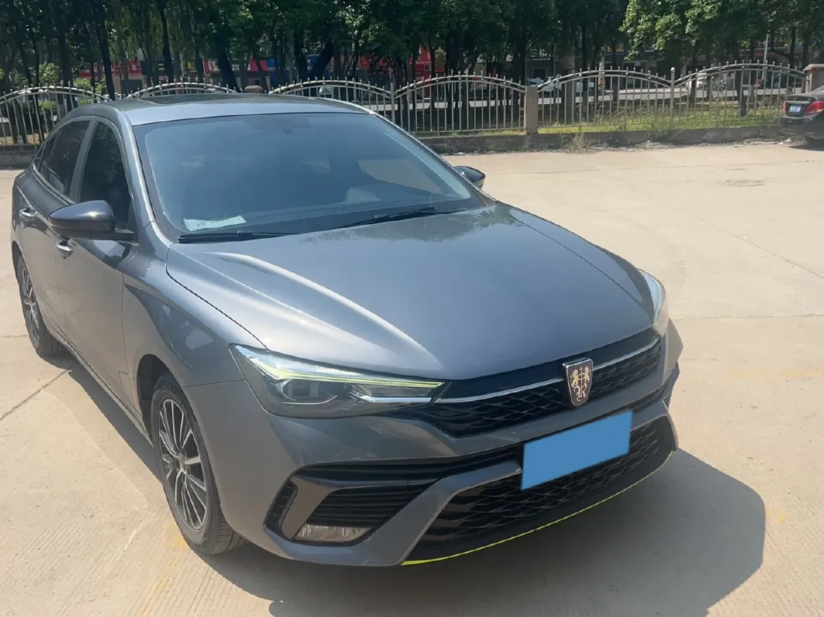 2021 Roewe i5 1.5L 120HP L4 CVT,autocango,china used car exporter,china ev exporter,chinese used car exporter,chinese used ev exporter
