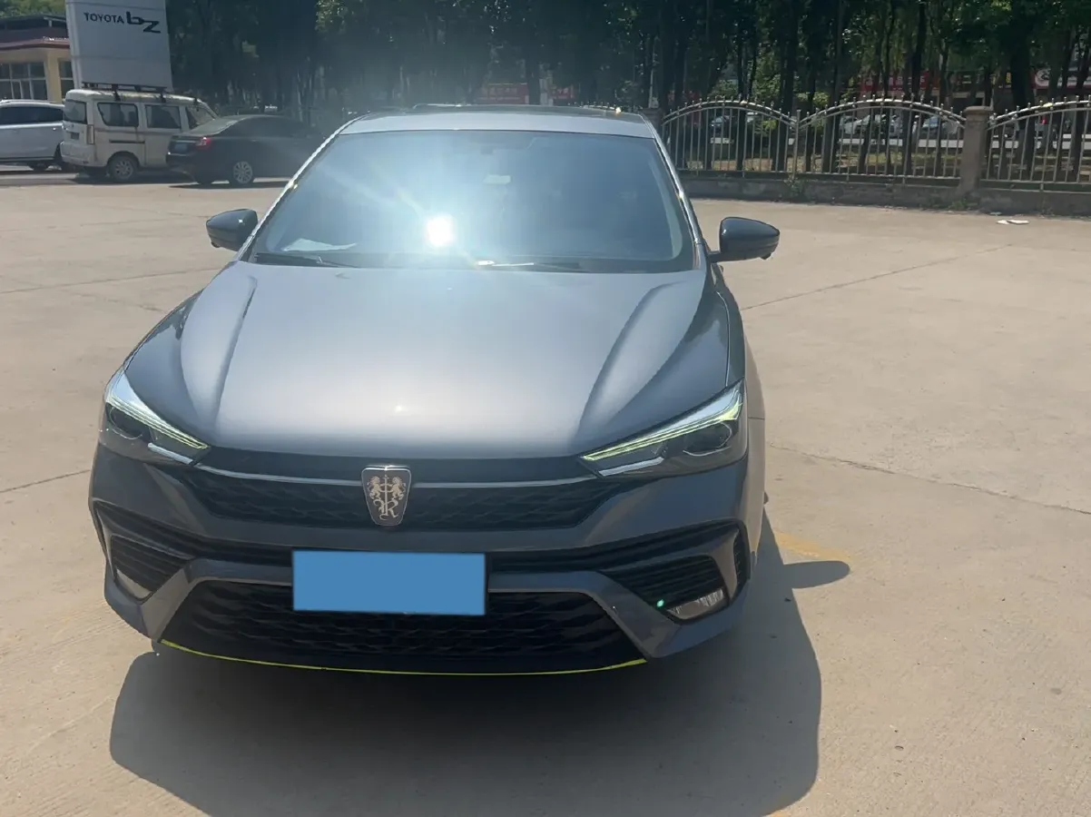 2021 Roewe i5 1.5L 120HP L4 CVT,autocango,china used car exporter,china ev exporter,chinese used car exporter,chinese used ev exporter