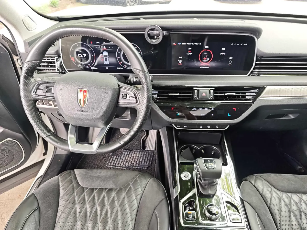 2022 HongQi HS5 2.0T 224HP L4 6AT,autocango,china used car exporter,china ev exporter,chinese used car exporter,chinese used ev exporter