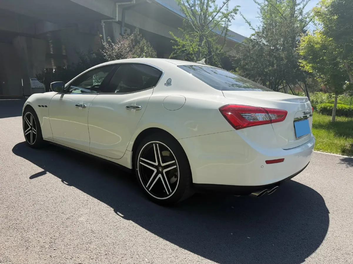 2017 Maserati Ghibli 3.0T 350HP V6 8AT,autocango,china used car exporter,china ev exporter,chinese used car exporter,chinese used ev exporter