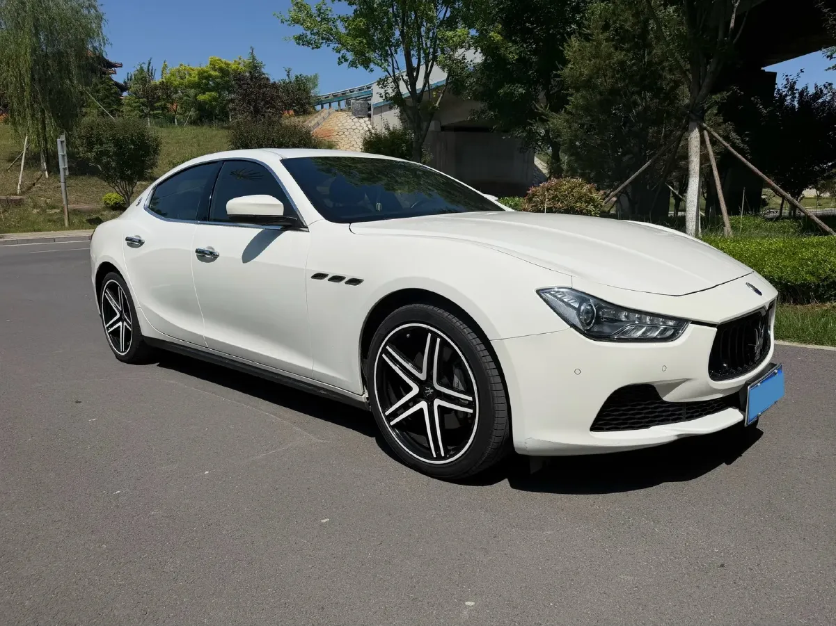 2017 Maserati Ghibli 3.0T 350HP V6 8AT,autocango,china used car exporter,china ev exporter,chinese used car exporter,chinese used ev exporter