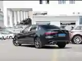 2022 Jaguar XFL 2.0T 250HP L4 8AT