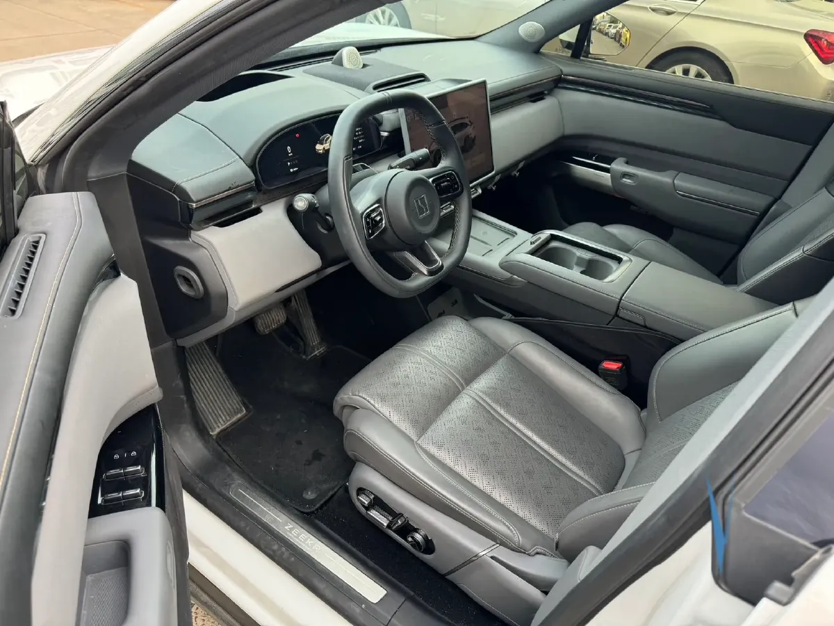 2025 Zeekr 7X BEV 75KWH,autocango,china used car exporter,china ev exporter,chinese used car exporter,chinese used ev exporter