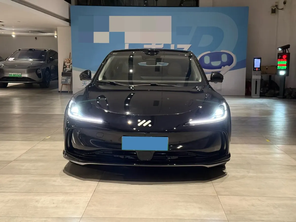 2024 IM L6 BEV 75KWH,autocango,china used car exporter,china ev exporter,chinese used car exporter,chinese used ev exporter