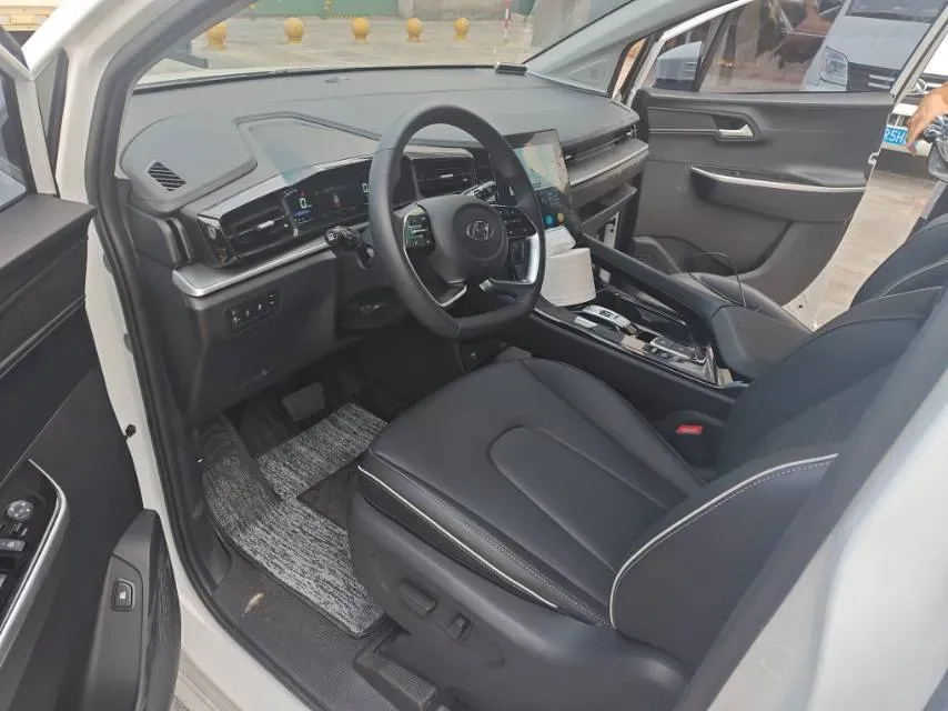 2024 Hyundai Custo 1.5T 170HP L4 8AT,autocango,china used car exporter,china ev exporter,chinese used car exporter,chinese used ev exporter