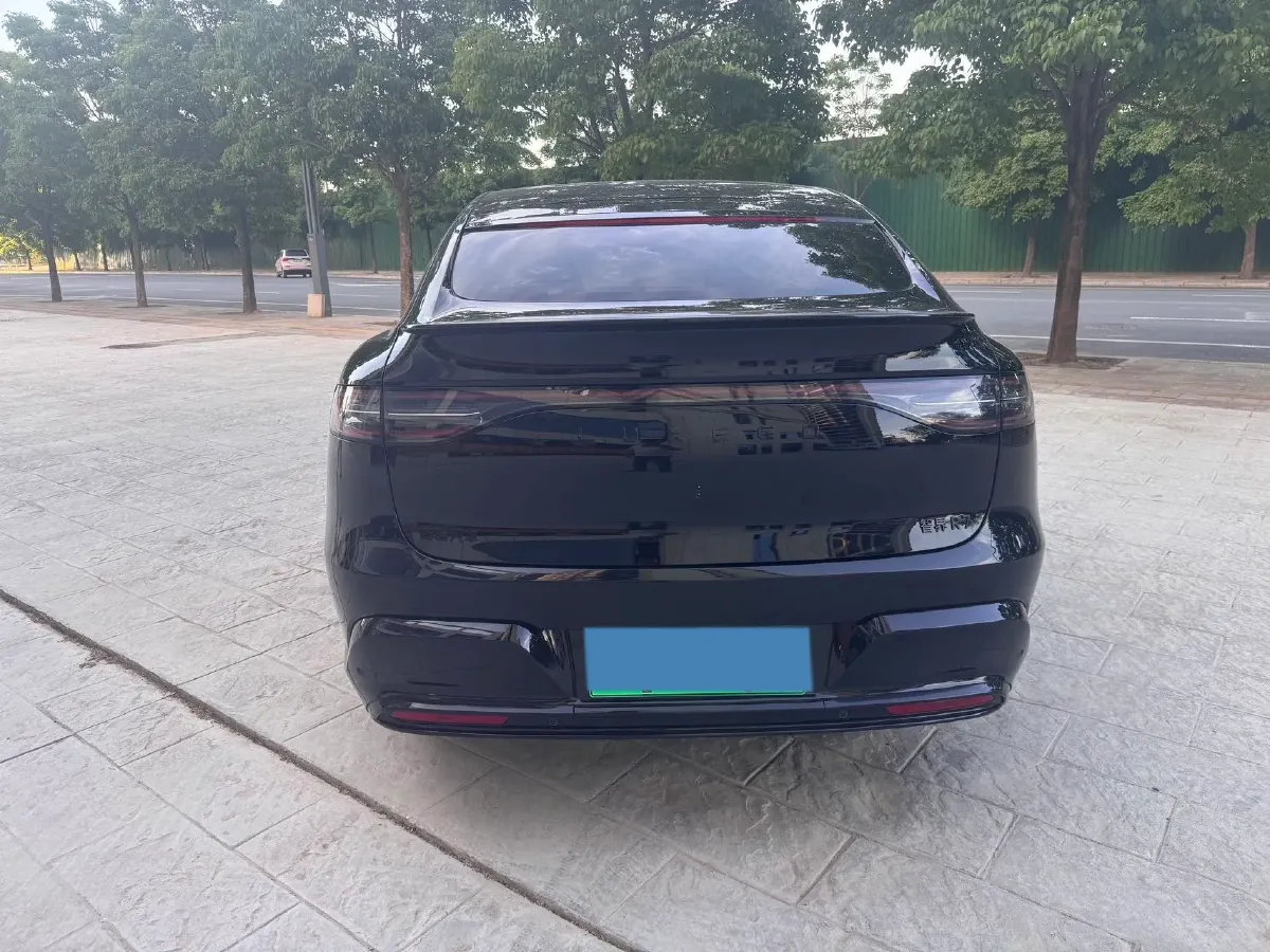 2026 Luxeed R7 BEV,autocango,china used car exporter,china ev exporter,chinese used car exporter,chinese used ev exporter