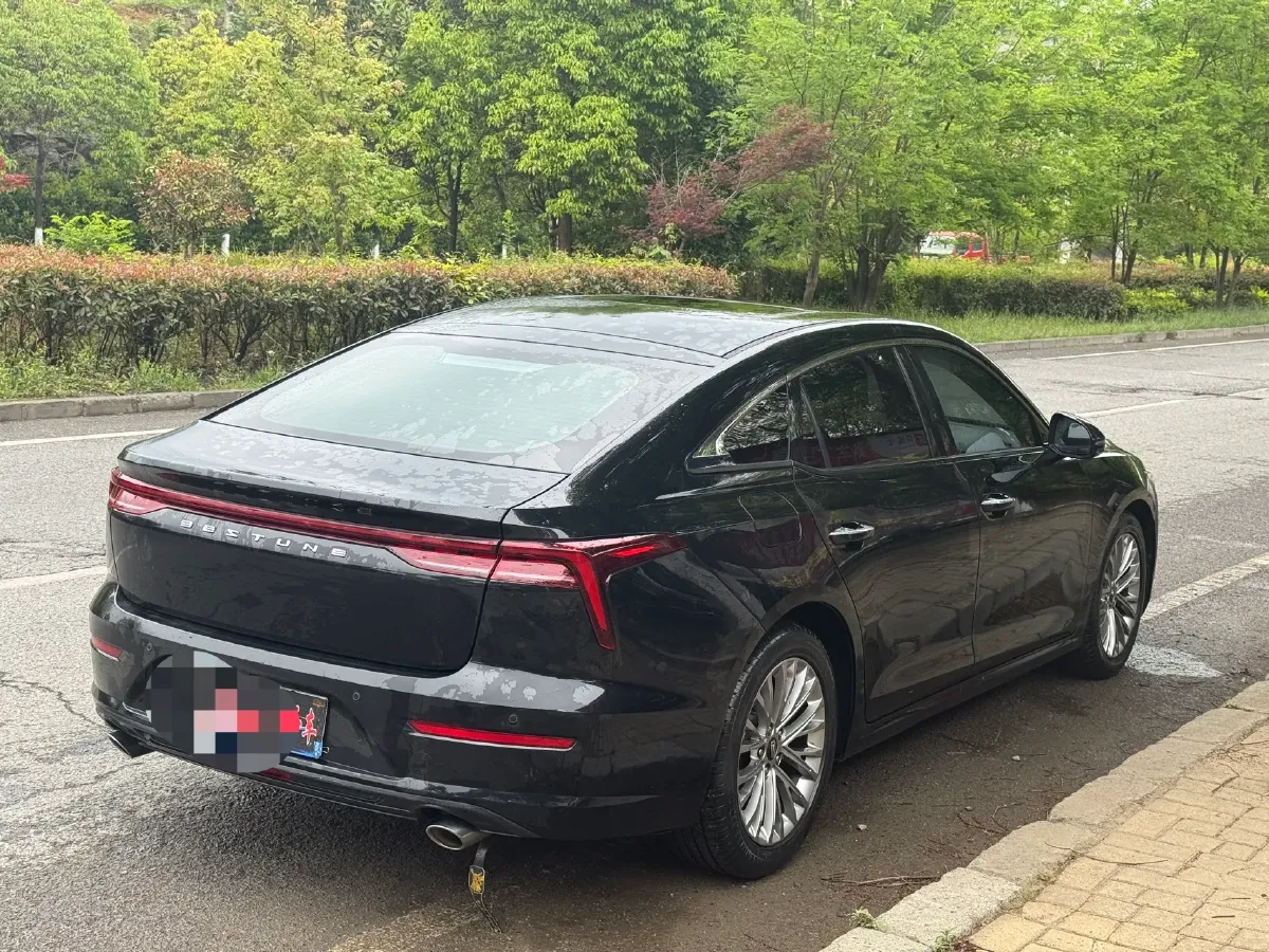 2021 Bestune B70 1.5T 169HP L4 7DCT,autocango,china used car exporter,china ev exporter,chinese used car exporter,chinese used ev exporter