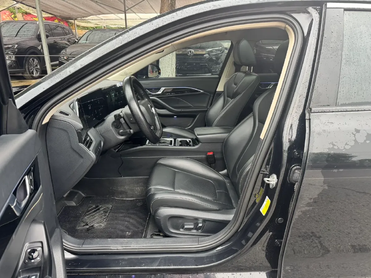 2021 Bestune B70 1.5T 169HP L4 7DCT,autocango,china used car exporter,china ev exporter,chinese used car exporter,chinese used ev exporter