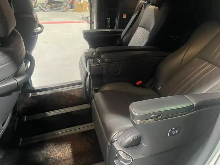 2021 Toyota Vellfire 2.5L 117HP L4 E-CVT Hybrid,autocango,china used car exporter,china ev exporter,chinese used car exporter,chinese used ev exporter