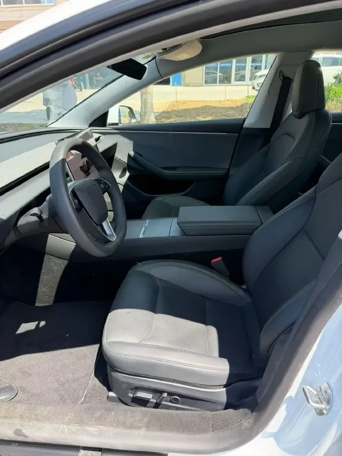 2025 Tesla Model 3 BEV,autocango,china used car exporter,china ev exporter,chinese used car exporter,chinese used ev exporter