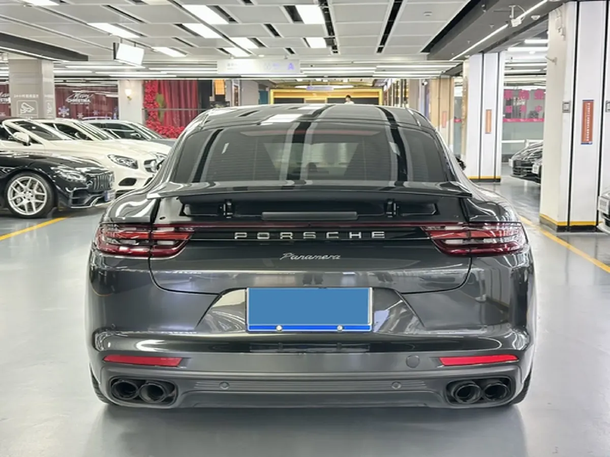 2019 Porsche Panamera 2.9T 330HP V6 8DCT,autocango,china used car exporter,china ev exporter,chinese used car exporter,chinese used ev exporter