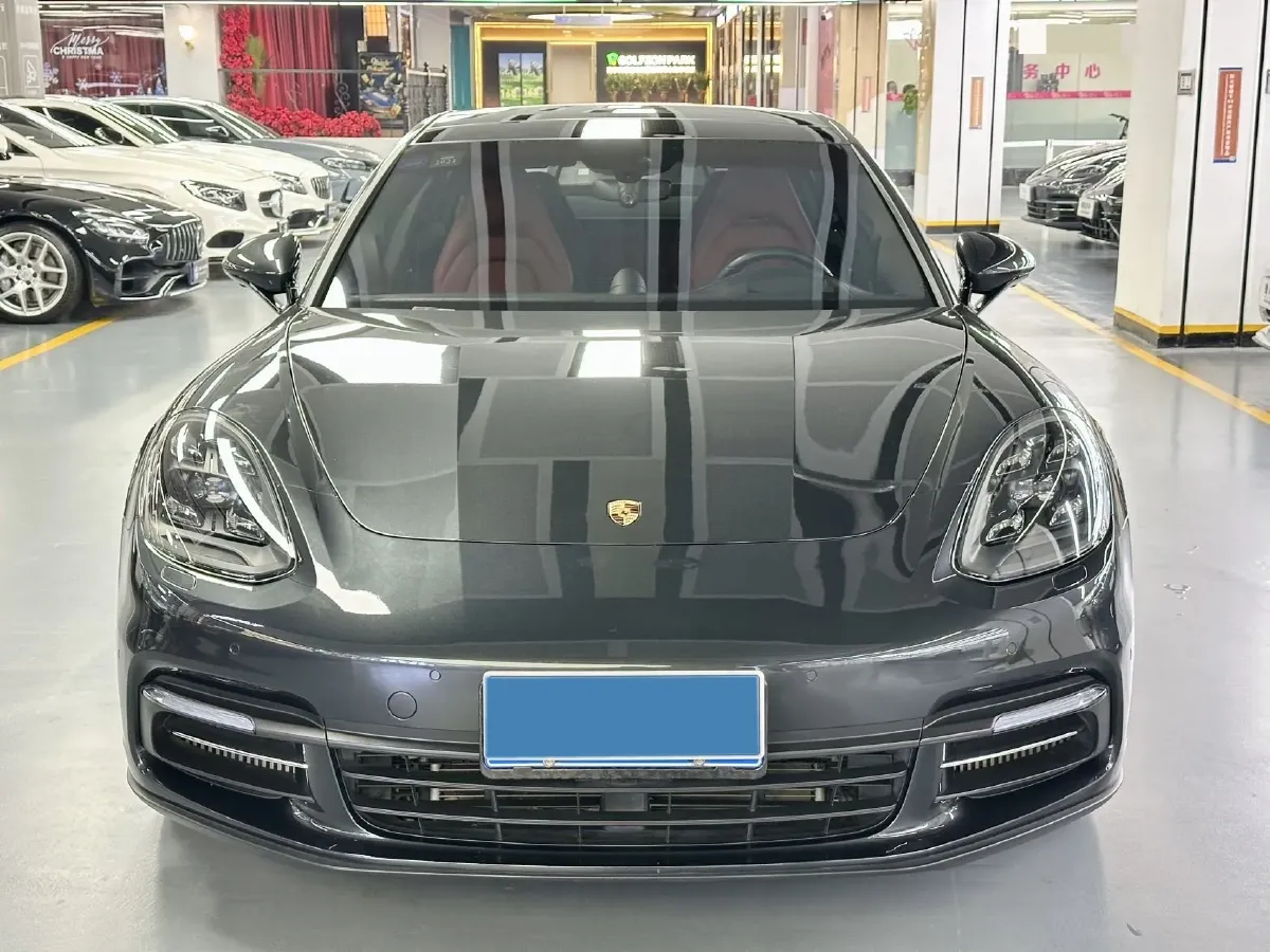 2019 Porsche Panamera 2.9T 330HP V6 8DCT,autocango,china used car exporter,china ev exporter,chinese used car exporter,chinese used ev exporter