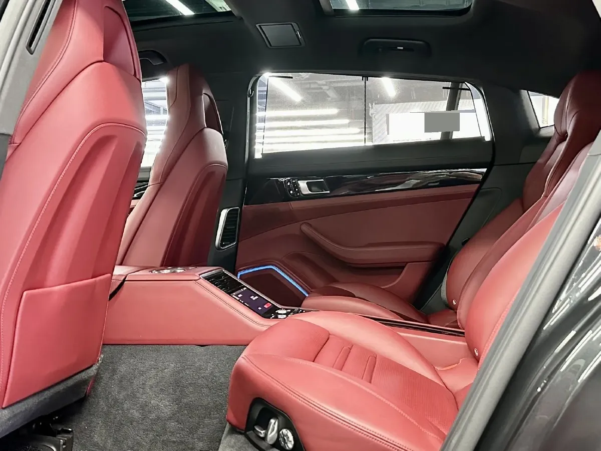2019 Porsche Panamera 2.9T 330HP V6 8DCT,autocango,china used car exporter,china ev exporter,chinese used car exporter,chinese used ev exporter