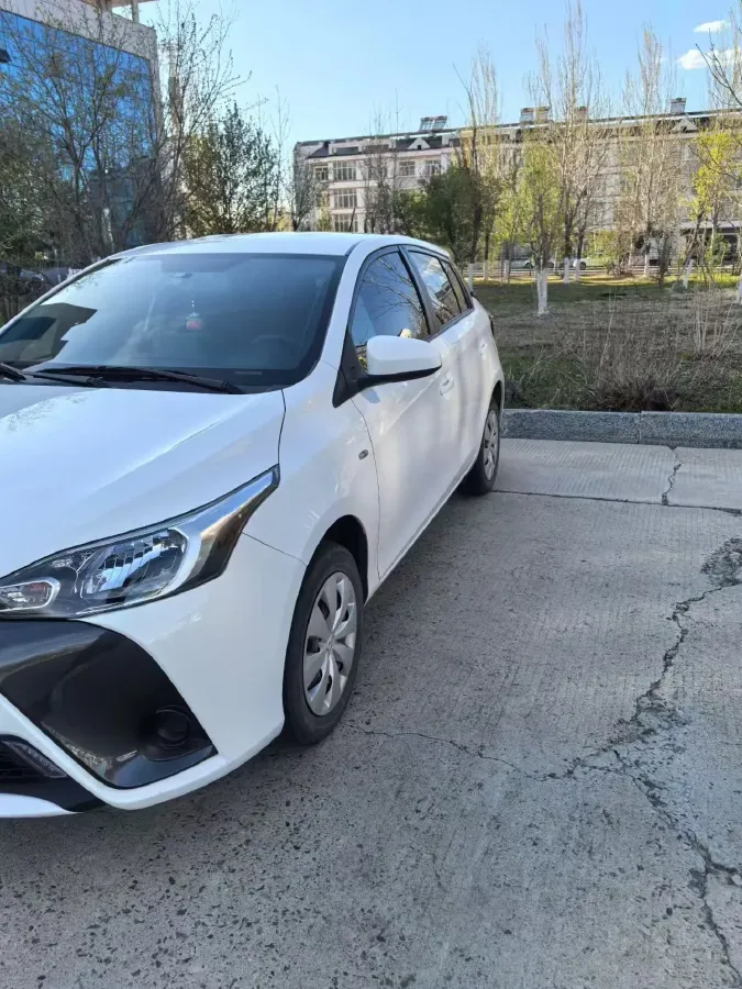 2020 Toyota Yaris L 1.5L 110HP L4 CVT,autocango,china used car exporter,china ev exporter,chinese used car exporter,chinese used ev exporter