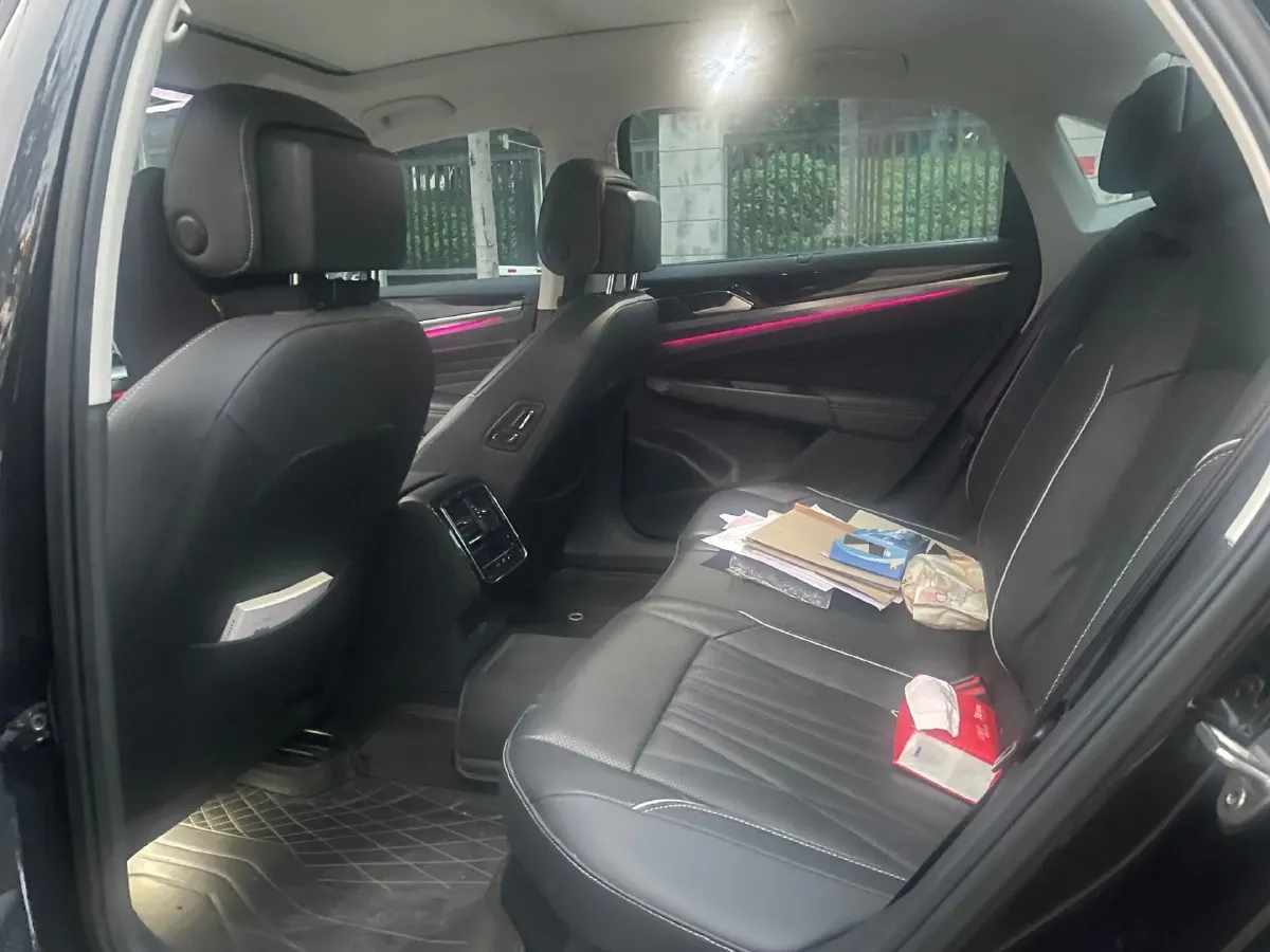 2022 Xpeng P7 BEV 60.2KWH,autocango,china used car exporter,china ev exporter,chinese used car exporter,chinese used ev exporter