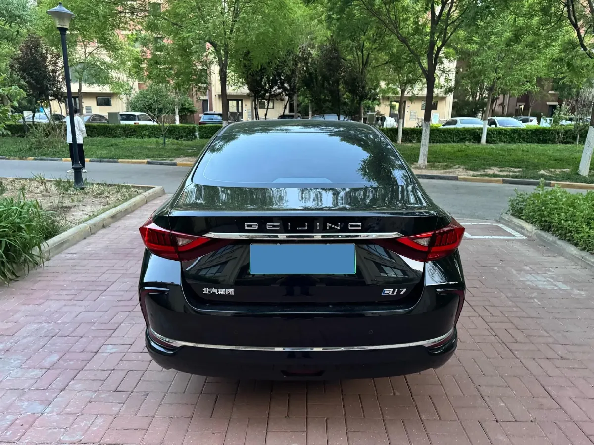 2022 BeiJing Auto EU7 BEV 60.7KWH,autocango,china used car exporter,china ev exporter,chinese used car exporter,chinese used ev exporter