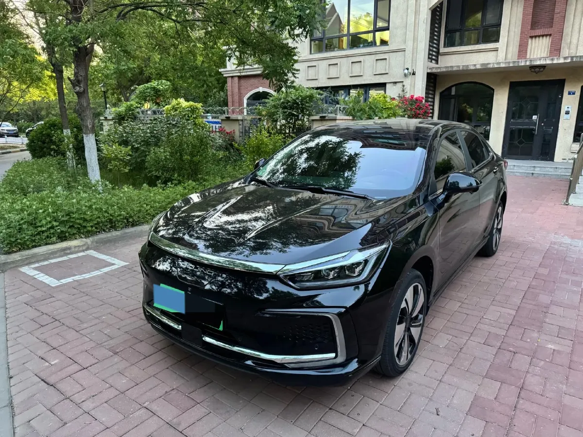 2022 BeiJing Auto EU7 BEV 60.7KWH,autocango,china used car exporter,china ev exporter,chinese used car exporter,chinese used ev exporter