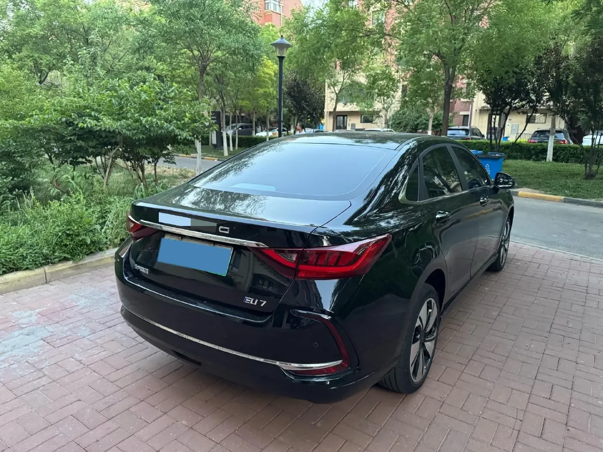 2022 BeiJing Auto EU7 BEV 60.7KWH,autocango,china used car exporter,china ev exporter,chinese used car exporter,chinese used ev exporter