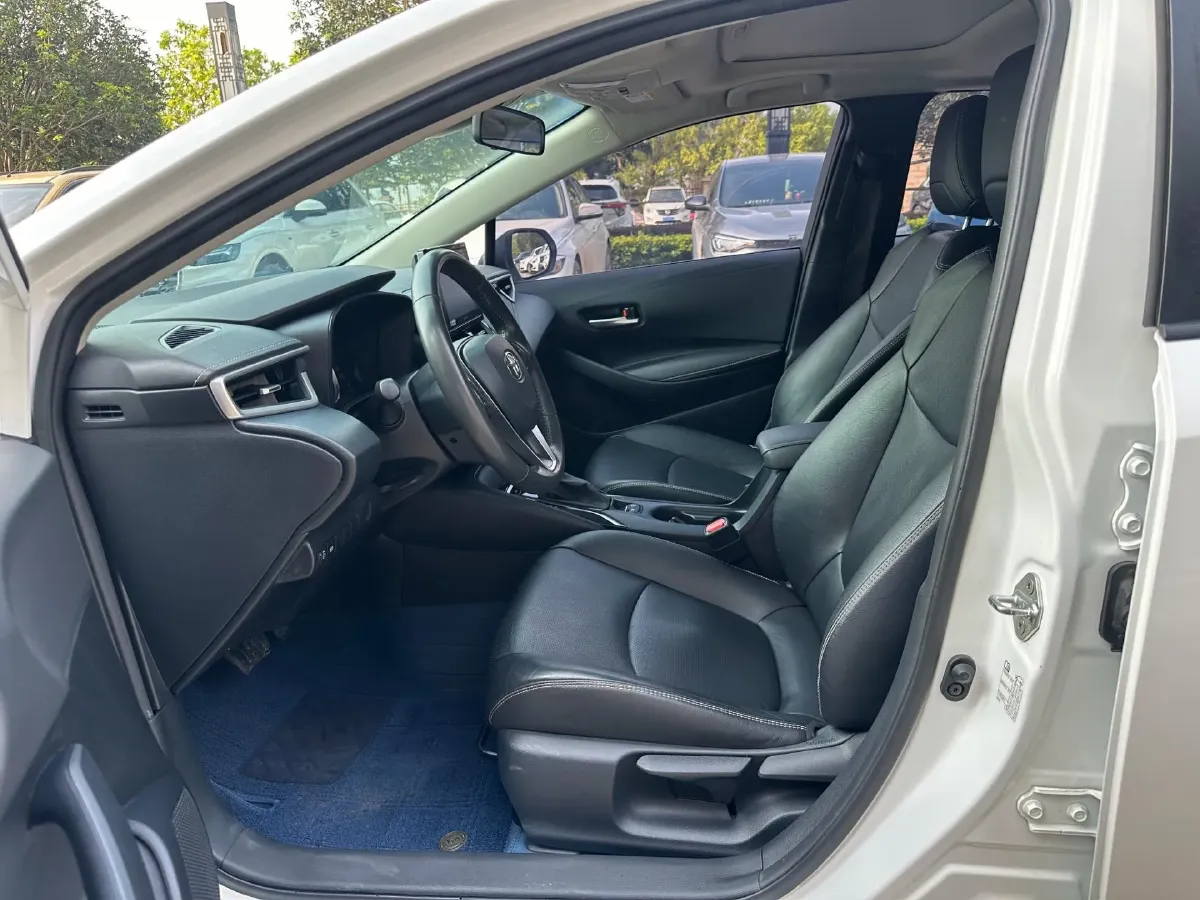 2019 Toyota Corolla 1.2T 116HP L4 CVT,autocango,china used car exporter,china ev exporter,chinese used car exporter,chinese used ev exporter